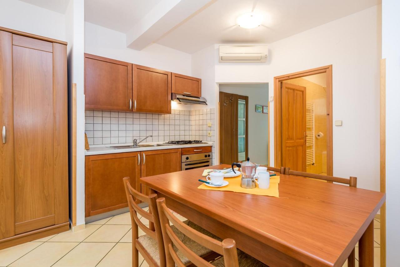 Apartments With A Parking Space Moscenicka Draga, Opatija - 7766 المظهر الخارجي الصورة